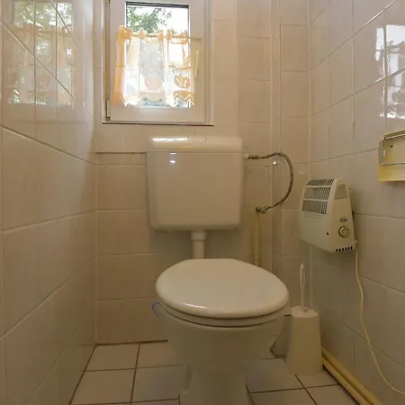 Vandrarhem Monteurhaus-arbeiterunterkunft Haus Markus